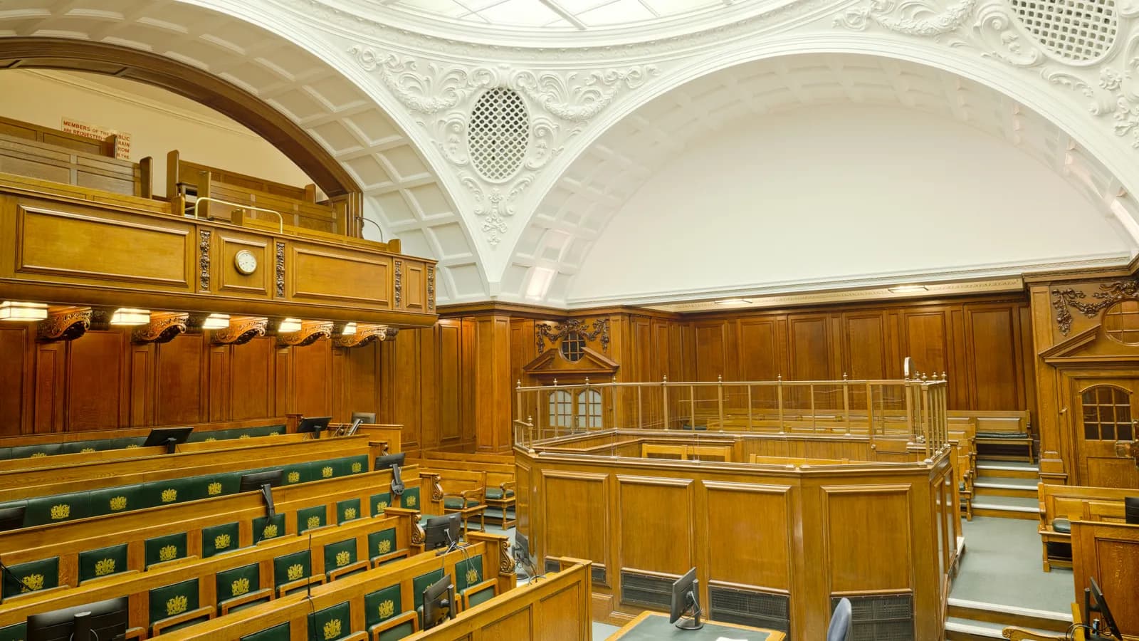 Formal courtroom, representing court interpreting