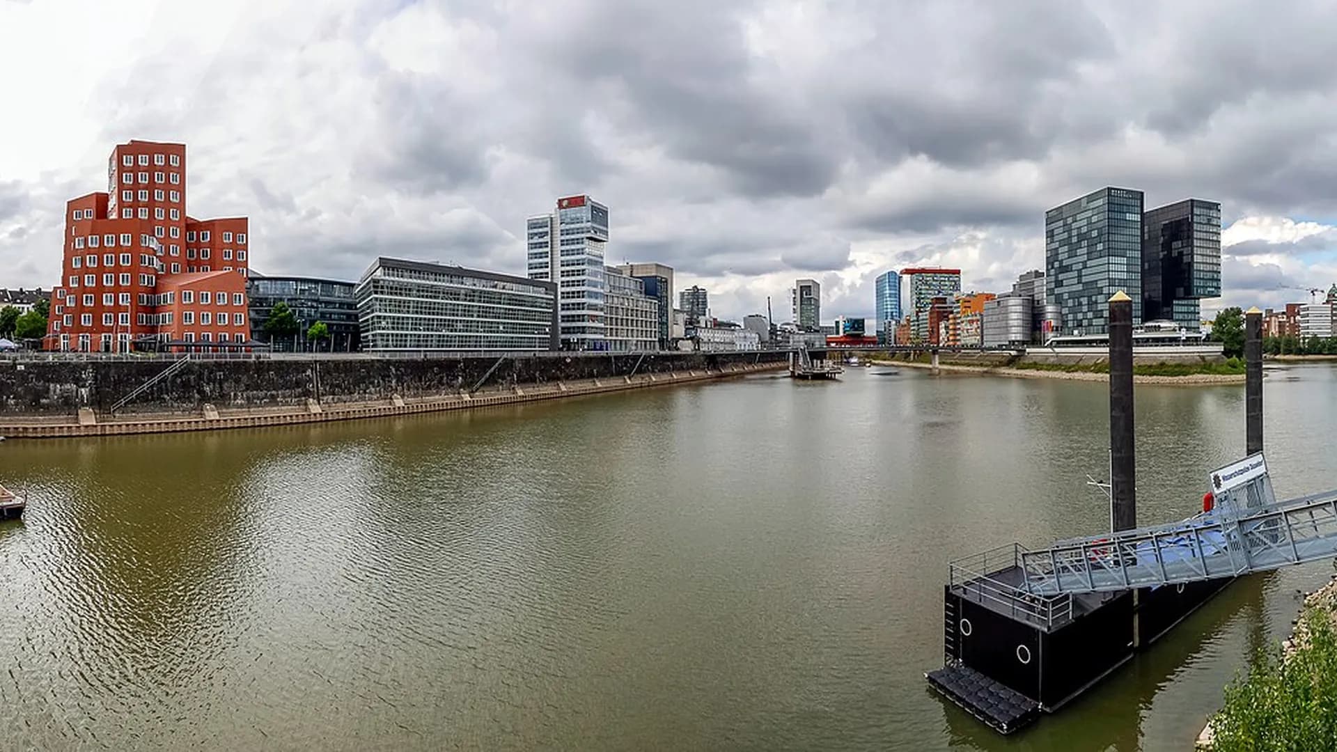 Düsseldorf Medienhafen and skyline along the Rhine