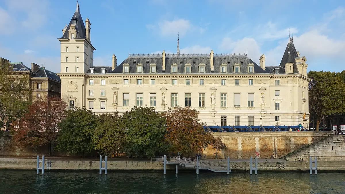 The Palais de Justice on the Île de la Cité, Paris, seat of the Cour d'appel de Paris