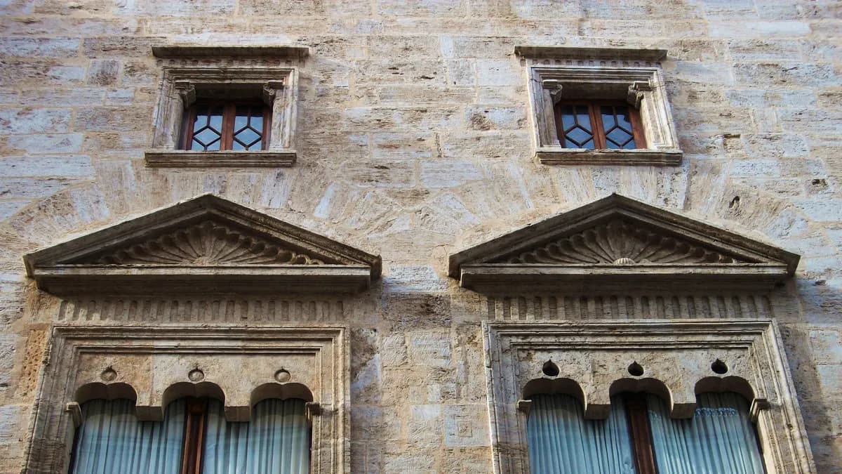 Windows of the Palau de la Generalitat, Valencia