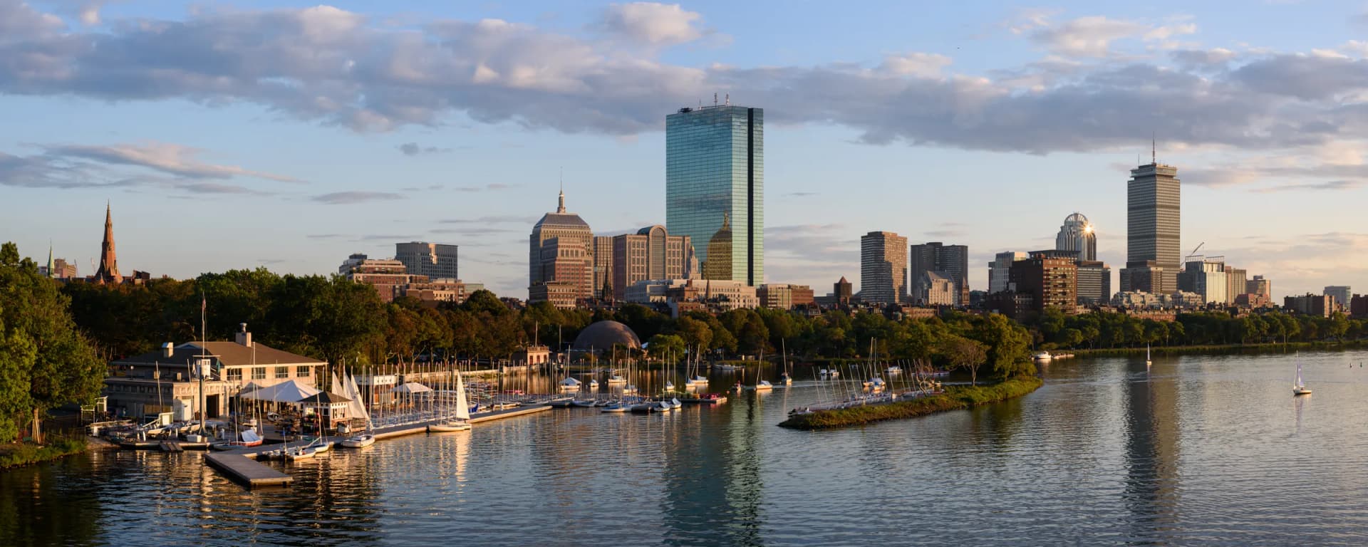 Boston skyline panorama viewed from the Longfellow Bridge