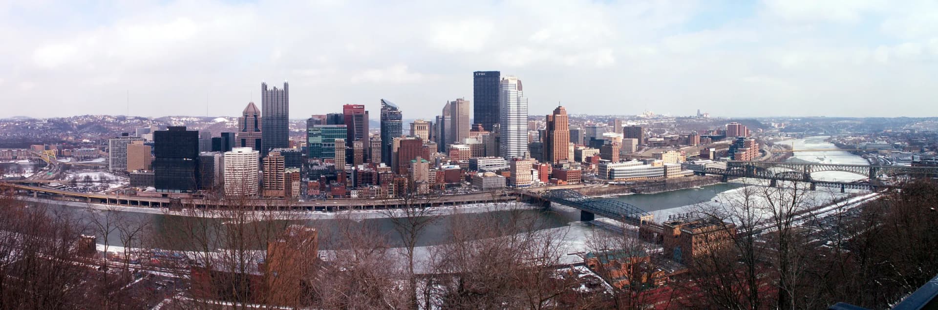 Pittsburgh skyline panorama with its rivers and downtown towers