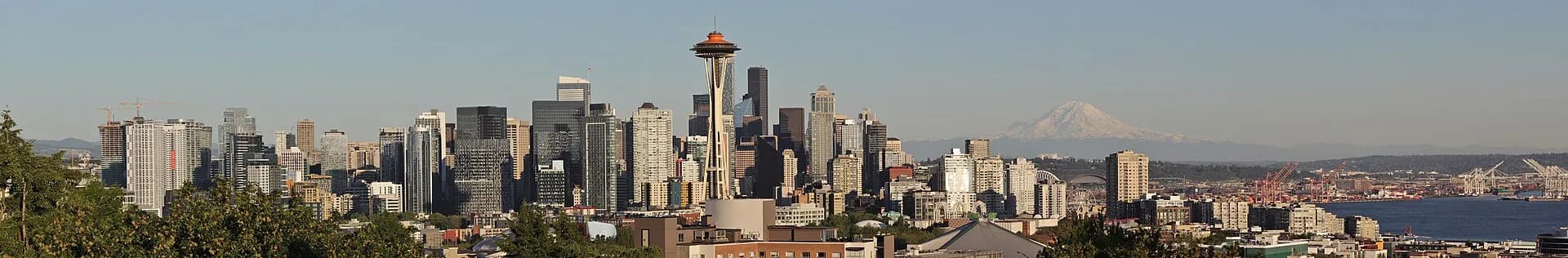 Seattle skyline panorama from Kerry Park