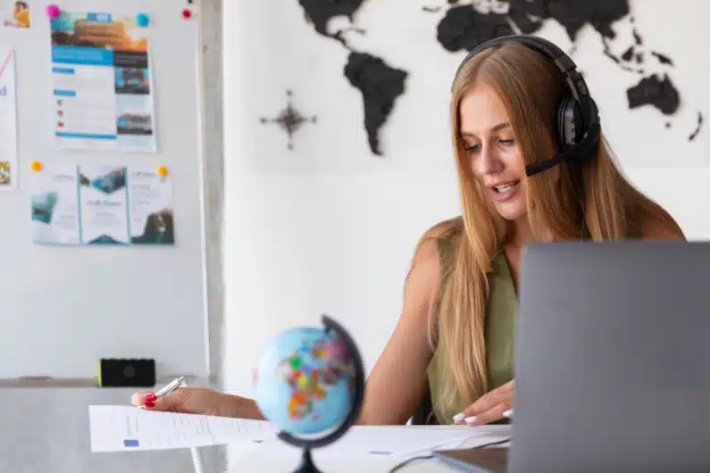 4 Reasons to Hire a Translation Agency