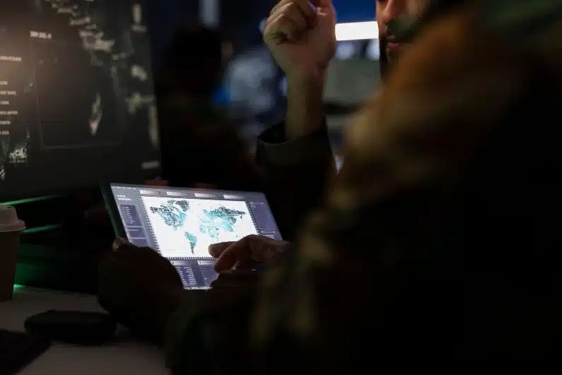 How Translation Project Management Is Like Air Traffic Control