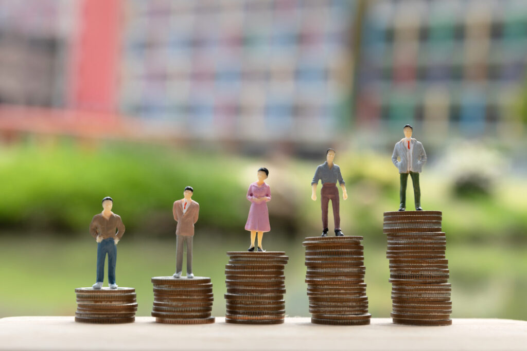 Bilinguals earn higher salaries
